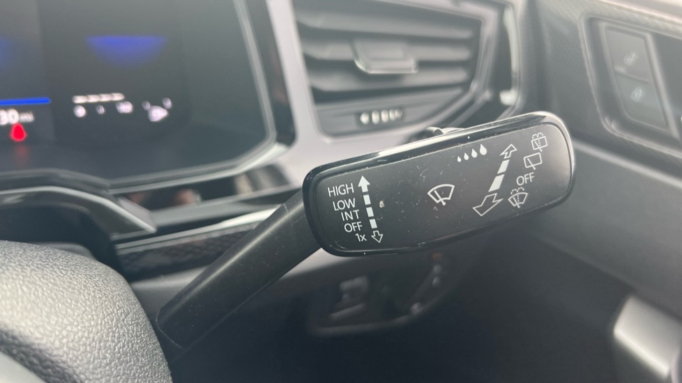 Used Volkswagen Polo 2022 for sale - 76942918: Photo 32