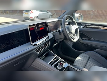 Used Volkswagen Tiguan 2024 for sale - 75625395: Photo