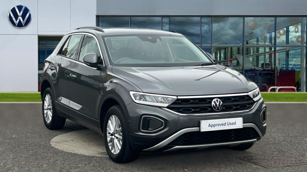 Used Volkswagen T-Roc 2024 for sale - 76297368: Photo 1