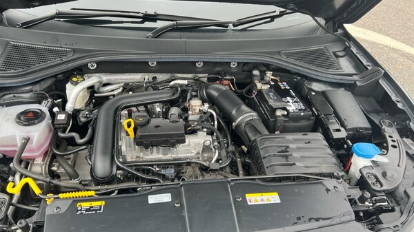 Used Volkswagen T-Roc 2024 for sale - 76297368: Photo 17