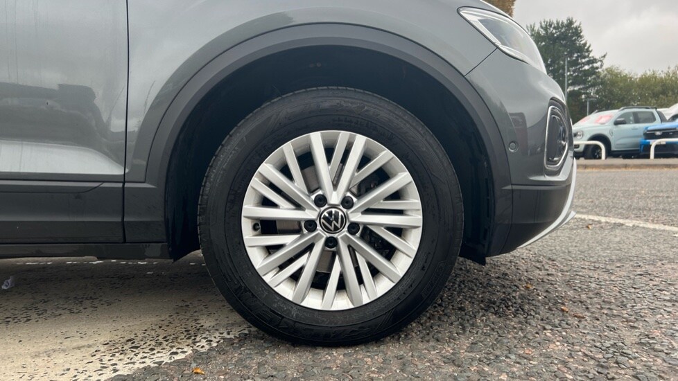 Used Volkswagen T-Roc 2024 for sale - 76297368: Photo 20