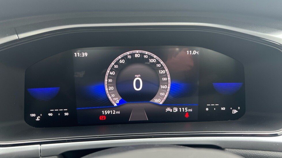 Used Volkswagen T-Roc 2024 for sale - 76297368: Photo 41