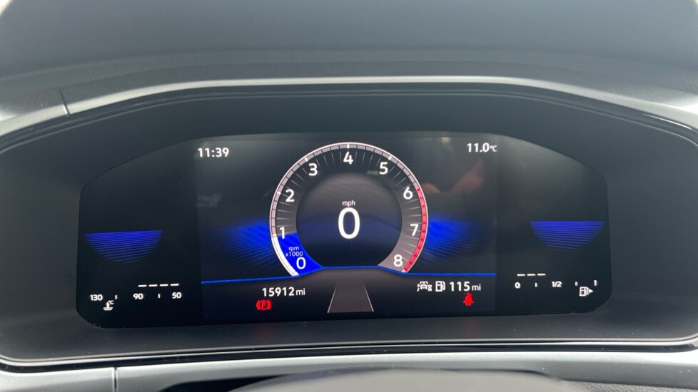 Used Volkswagen T-Roc 2024 for sale - 76297368: Photo 42