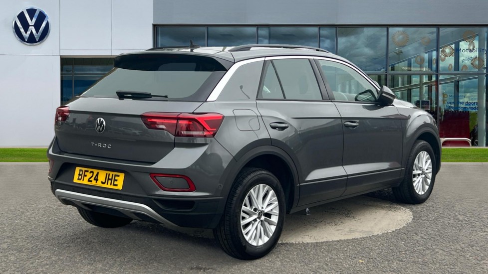 Used Volkswagen T-Roc 2024 for sale - 76297368: Photo 8