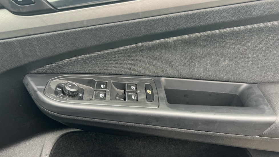 Used Volkswagen Golf 2023 for sale - 76788190: Photo 36