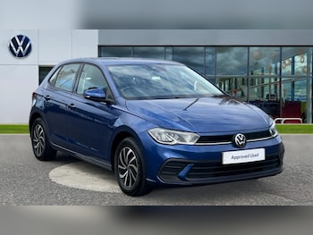 Used Volkswagen Polo 2023 for sale - 76552390: Photo