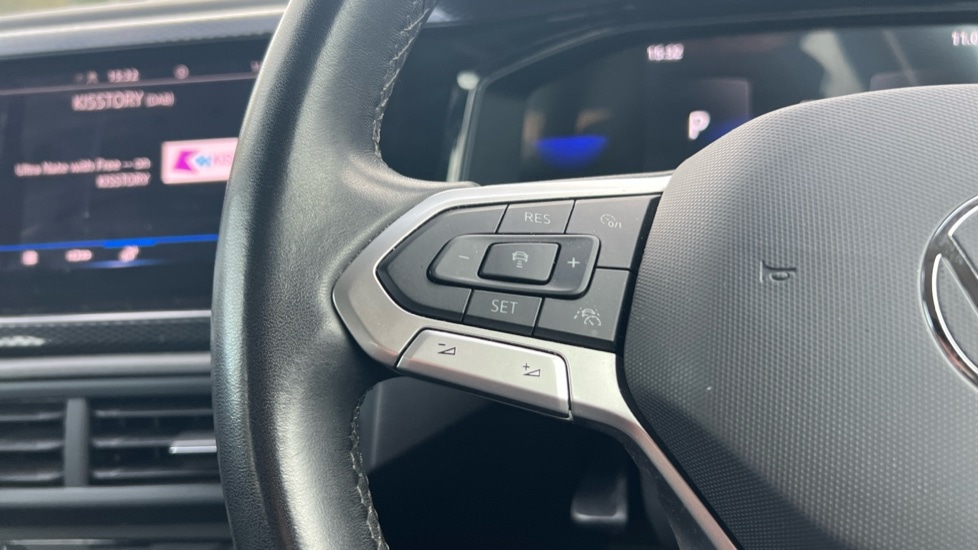 Used Volkswagen Polo 2023 for sale - 76552390: Photo 31