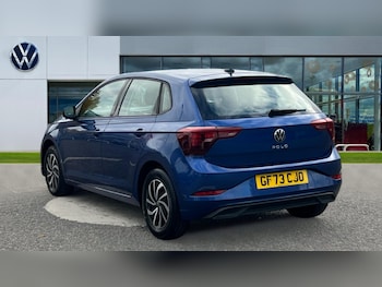 Used Volkswagen Polo 2023 for sale - 76552390: Photo