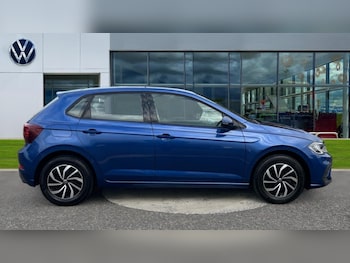 Used Volkswagen Polo 2023 for sale - 76552390: Photo