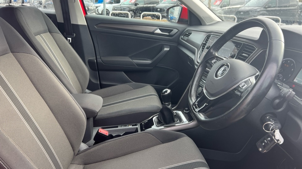 Used Volkswagen T-Roc 2018 for sale - 76552506: Photo 26