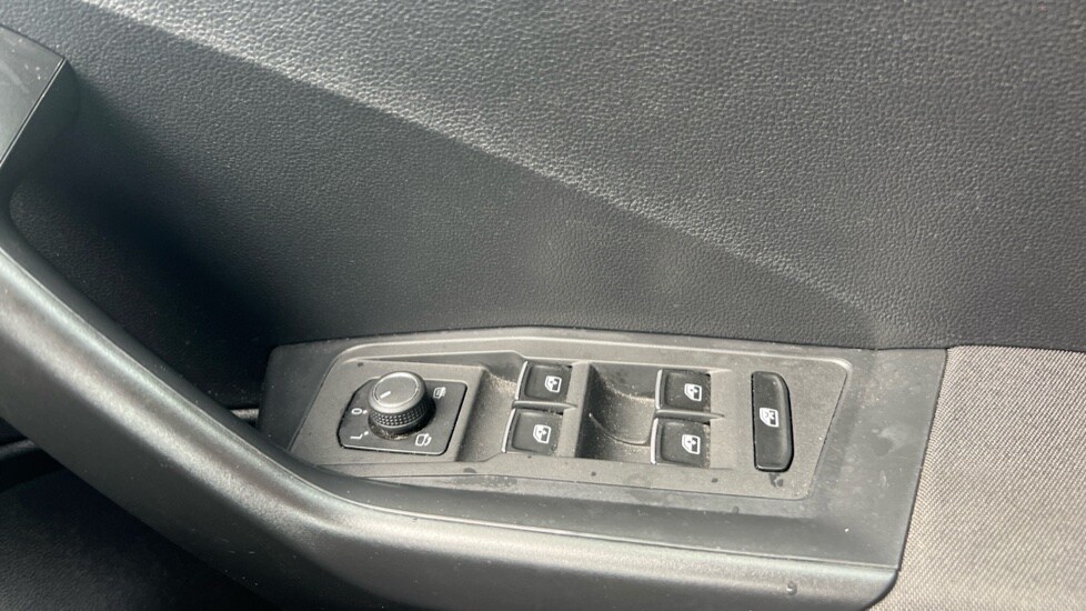 Used Volkswagen T-Roc 2018 for sale - 76552506: Photo 37