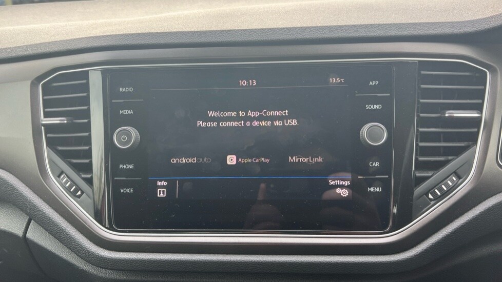 Used Volkswagen T-Roc 2018 for sale - 76552506: Photo 41