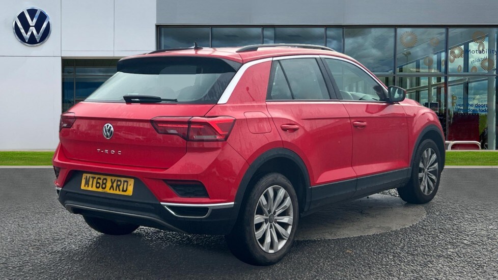 Used Volkswagen T-Roc 2018 for sale - 76552506: Photo 8
