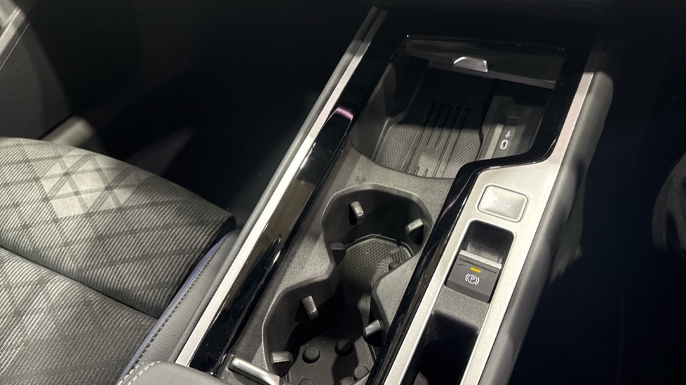 Used Volkswagen Tiguan 2022 for sale - 76872923: Photo 43