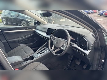 Used Volkswagen Golf 2023 for sale - 76684201: Photo