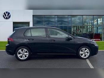 Used Volkswagen Golf 2023 for sale - 76684201: Photo