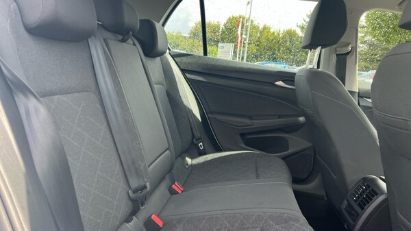Used Volkswagen Golf 2023 for sale - 75966927: Photo 15