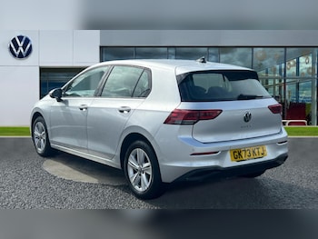 Used Volkswagen Golf 2023 for sale - 75966927: Photo 3