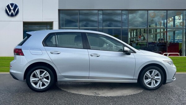 Used Volkswagen Golf 2023 for sale - 75966927: Photo 4