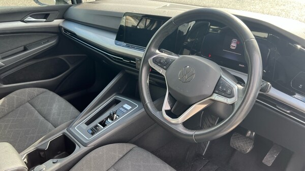 Used Volkswagen Golf 2023 for sale - 75966927: Photo 6