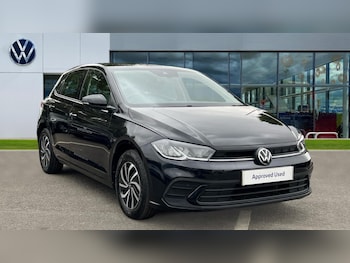 Used Volkswagen Polo 2023 for sale - 75702558: Photo