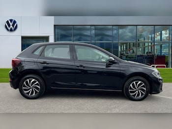 Used Volkswagen Polo 2023 for sale - 75702558: Photo