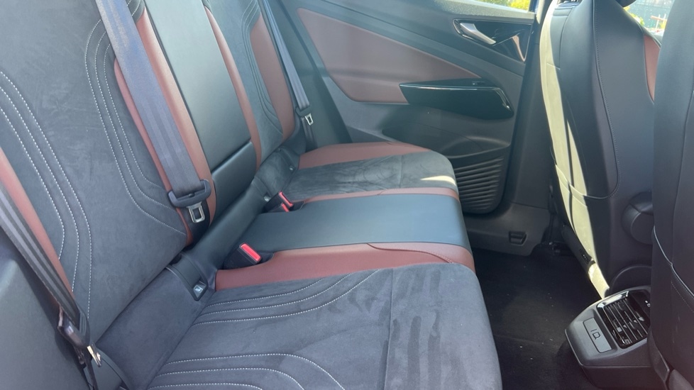 Used Volkswagen ID.4 2021 for sale - 76914864: Photo 15