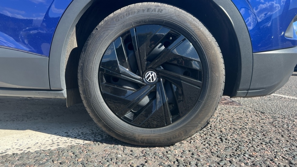 Used Volkswagen ID.4 2021 for sale - 76914864: Photo 18