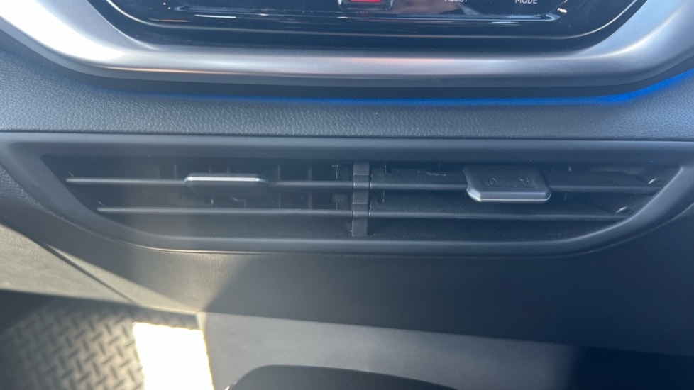 Used Volkswagen ID.4 2021 for sale - 76914864: Photo 34