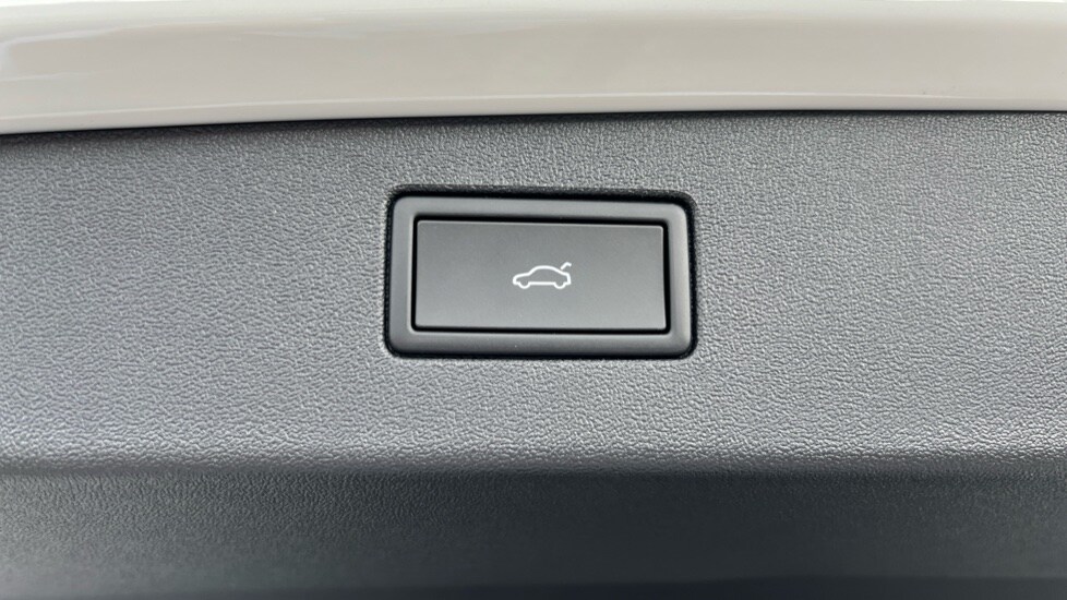 Vehicle 44