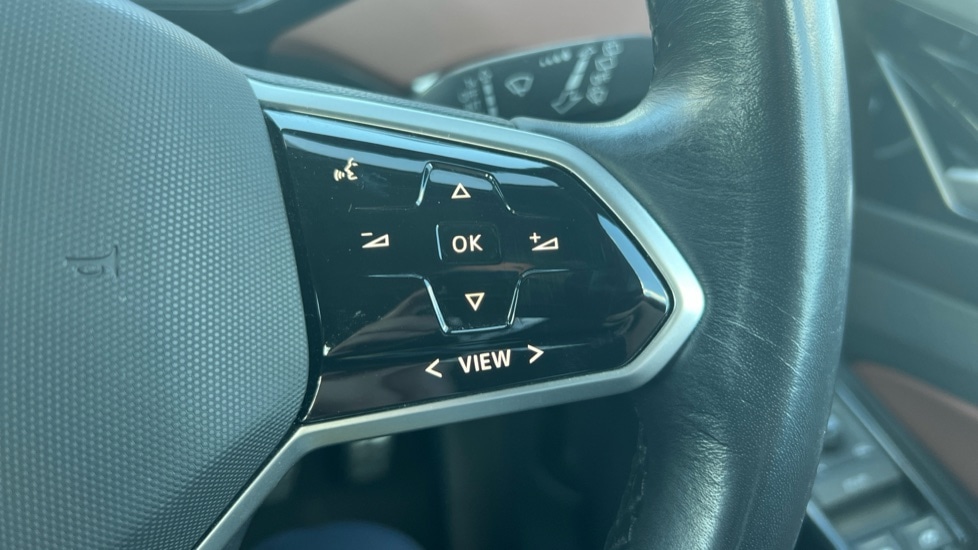 Used Volkswagen ID.4 2021 for sale - 76447229: Photo 30