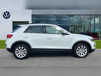 Used Volkswagen T-Roc 2020 for sale - 75526829: Photo