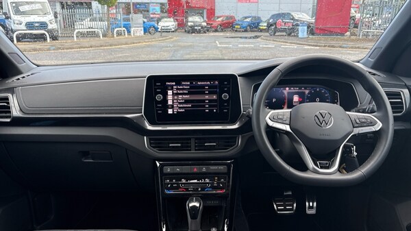 Used Volkswagen T-Cross 2025 for sale - 76096084: Photo 12