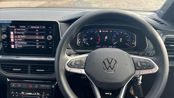 Used Volkswagen T-Cross 2025 for sale - 76096084: Photo 27
