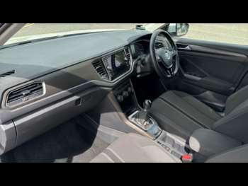 Used Volkswagen T-Roc 2020 for sale - 74940942: Photo