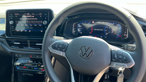 Used Volkswagen T-Roc 2025 for sale - 75641203: Photo 12