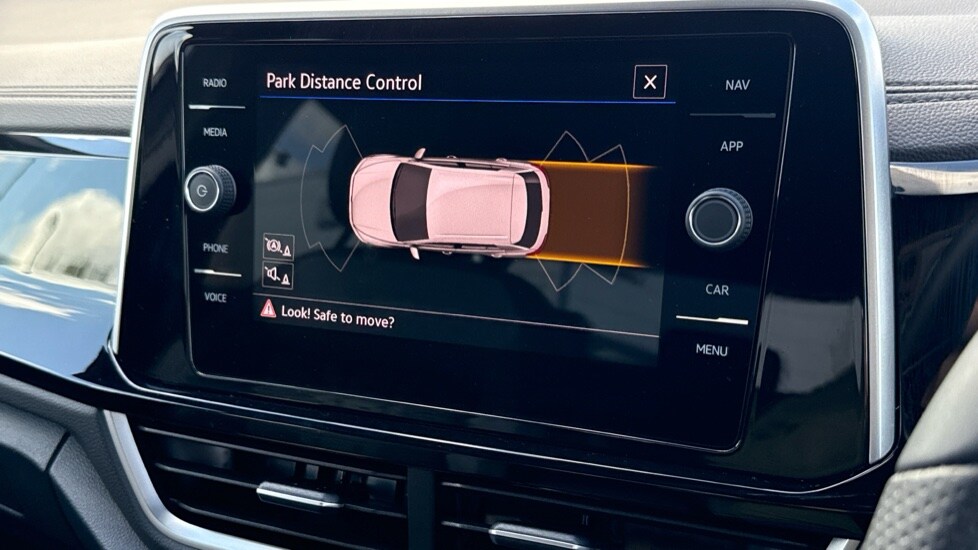 Used Volkswagen T-Roc 2025 for sale - 75829131: Photo 25