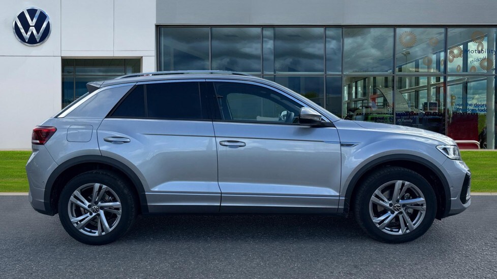 Used Volkswagen T-Roc 2025 for sale - 75829131: Photo 4