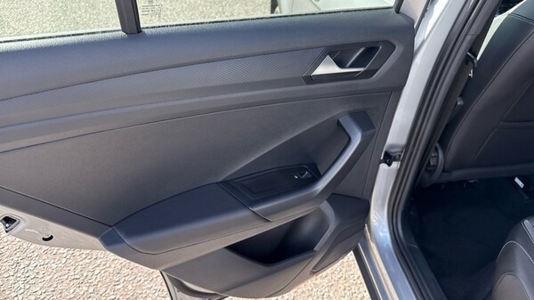 Used Volkswagen T-Roc 2025 for sale - 75829131: Photo 40