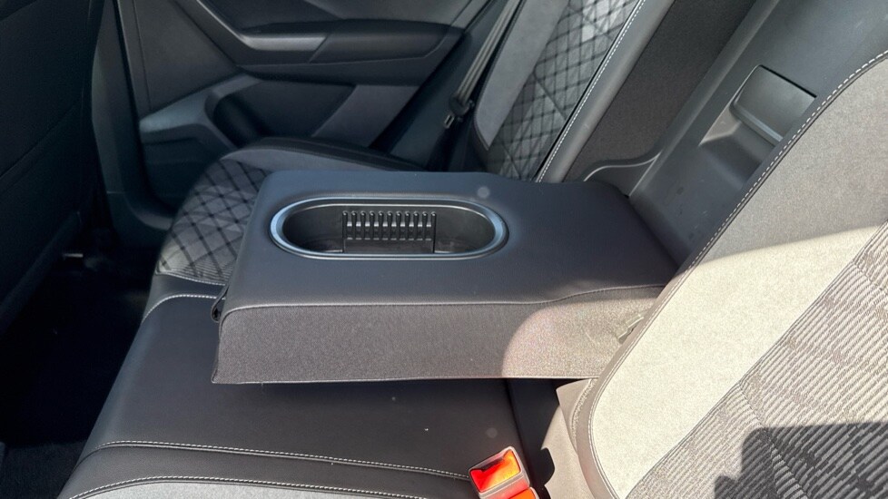 Used Volkswagen T-Roc 2025 for sale - 75829131: Photo 42