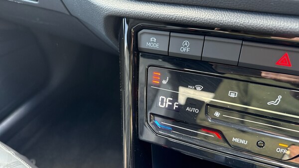 Used Volkswagen T-Roc 2025 for sale - 75829131: Photo 45