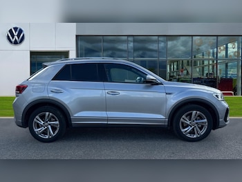 Used Volkswagen T-Roc 2025 for sale - 75829131: Photo 4