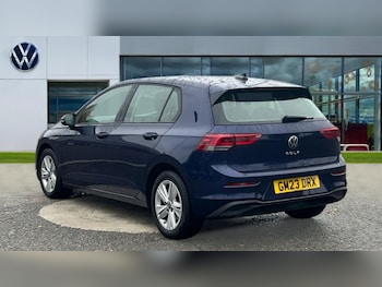 Used Volkswagen Golf 2023 for sale - 76312320: Photo
