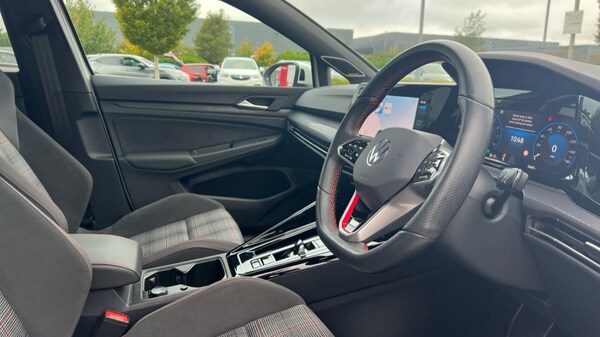Used Volkswagen Golf 2024 for sale - 76112442: Photo 26