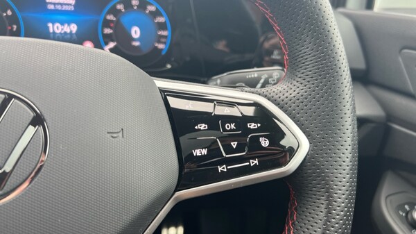 Used Volkswagen Golf 2024 for sale - 76112442: Photo 30