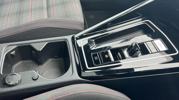 Used Volkswagen Golf 2024 for sale - 76112442: Photo 35