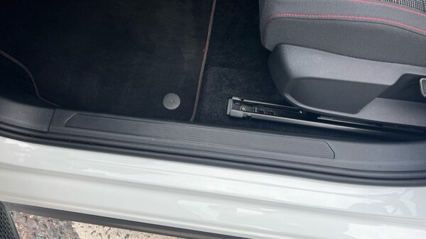 Used Volkswagen Golf 2024 for sale - 76112442: Photo 40