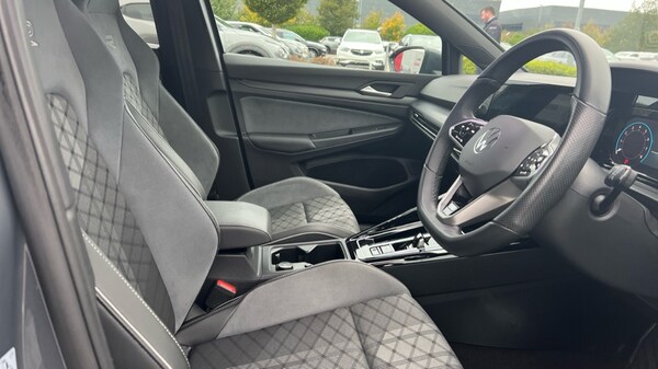 Used Volkswagen Golf 2024 for sale - 76168899: Photo 26