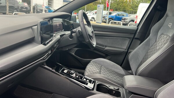 Used Volkswagen Golf 2024 for sale - 76168899: Photo 28