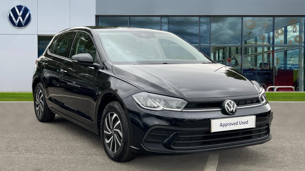 Used Volkswagen Polo 2023 for sale - 76597976: Photo 1